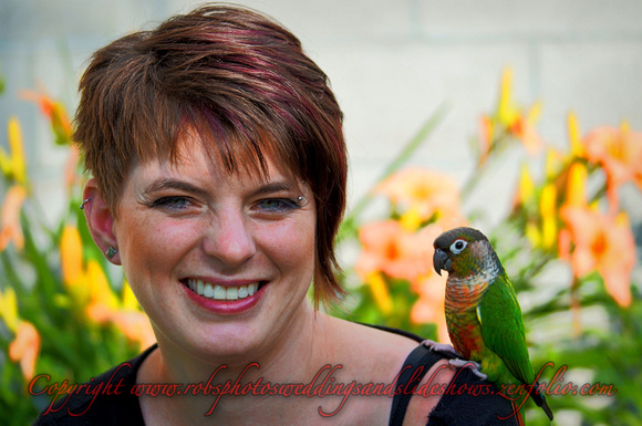 Meet Eloise the Yellow Sided Conure & Her Owner